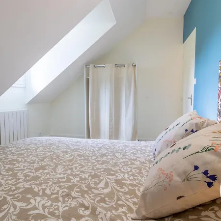 De Groupe Avec Salle De Jeux, Jardin 4000m², Proche Foret De Chandelais Et Zoo De La Fleche - Fr-1-622-56 Nyaraló Baugé