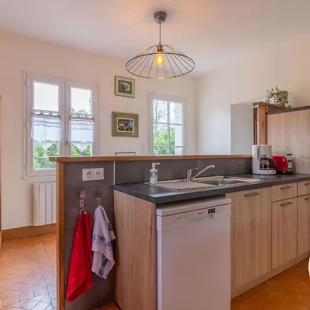 De Groupe Avec Salle De Jeux, Jardin 4000m², Proche Foret De Chandelais Et Zoo De La Fleche - Fr-1-622-56 Nyaraló *