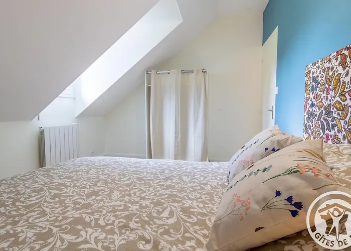 De Groupe Avec Salle De Jeux, Jardin 4000m², Proche Forêt De Chandelais Et Zoo De La Flèche - Fr-1-622-56 Hébergement de vacances Baugé