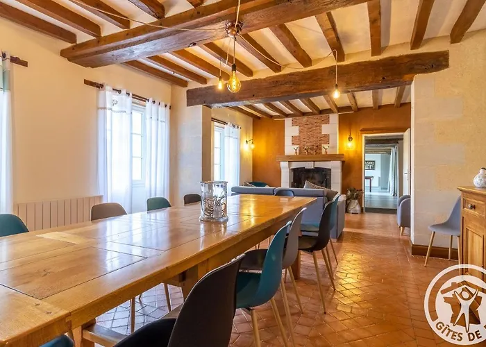 De Groupe Avec Salle De Jeux, Jardin 4000m², Proche Foret De Chandelais Et Zoo De La Fleche - Fr-1-622-56 Vakantiehuis *