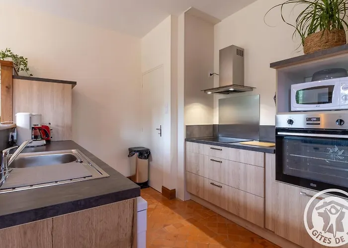 De Groupe Avec Salle De Jeux, Jardin 4000m², Proche Forêt De Chandelais Et Zoo De La Flèche - Fr-1-622-56 Hébergement de vacances Baugé